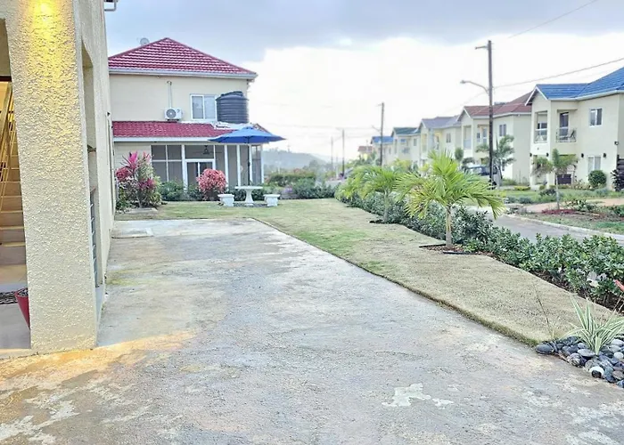 The Maison At Holiday home